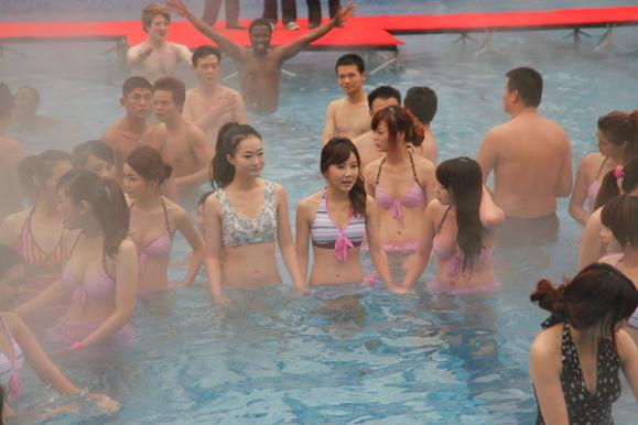 全球奇怪洗浴文化：让人目瞪口呆